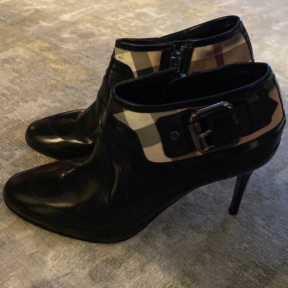 Burberry Nova Belford Shoe Boot